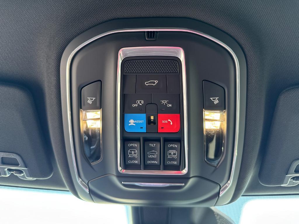 new 2025 Jeep Grand Cherokee L car, priced at $43,988