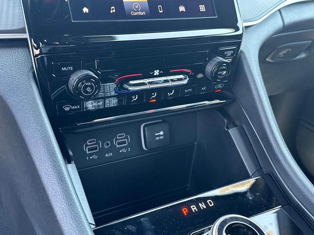 new 2025 Jeep Grand Cherokee L car, priced at $33,988