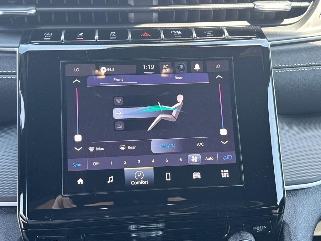 new 2025 Jeep Grand Cherokee L car, priced at $33,988