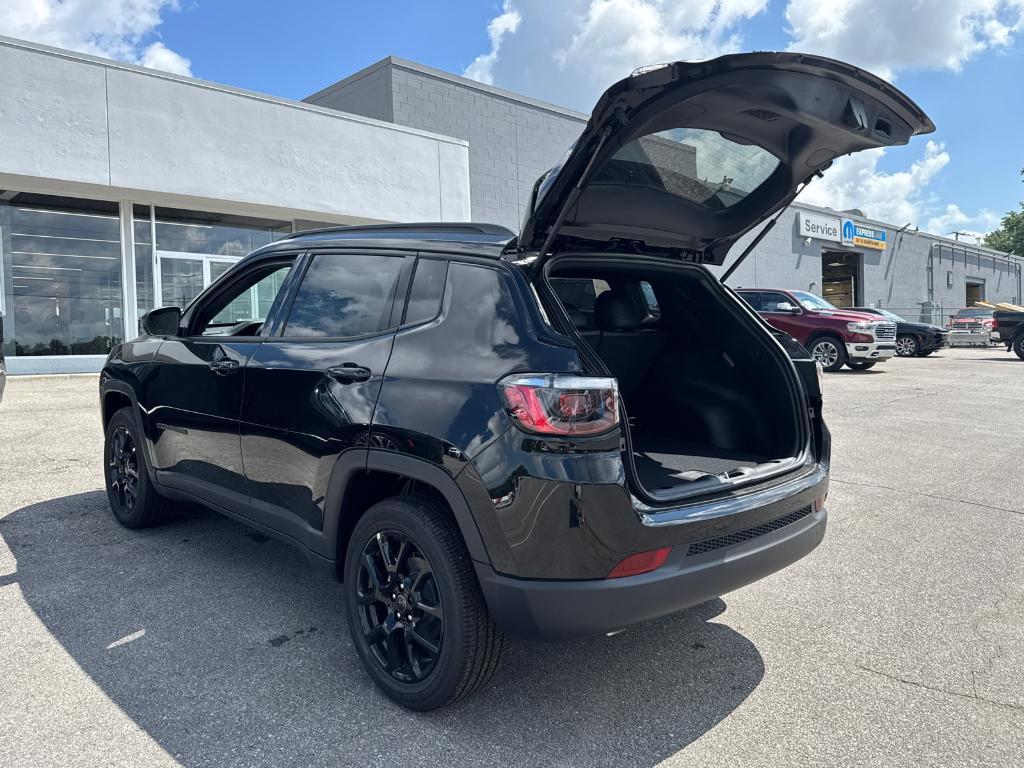 new 2025 Jeep Compass car, priced at $26,988
