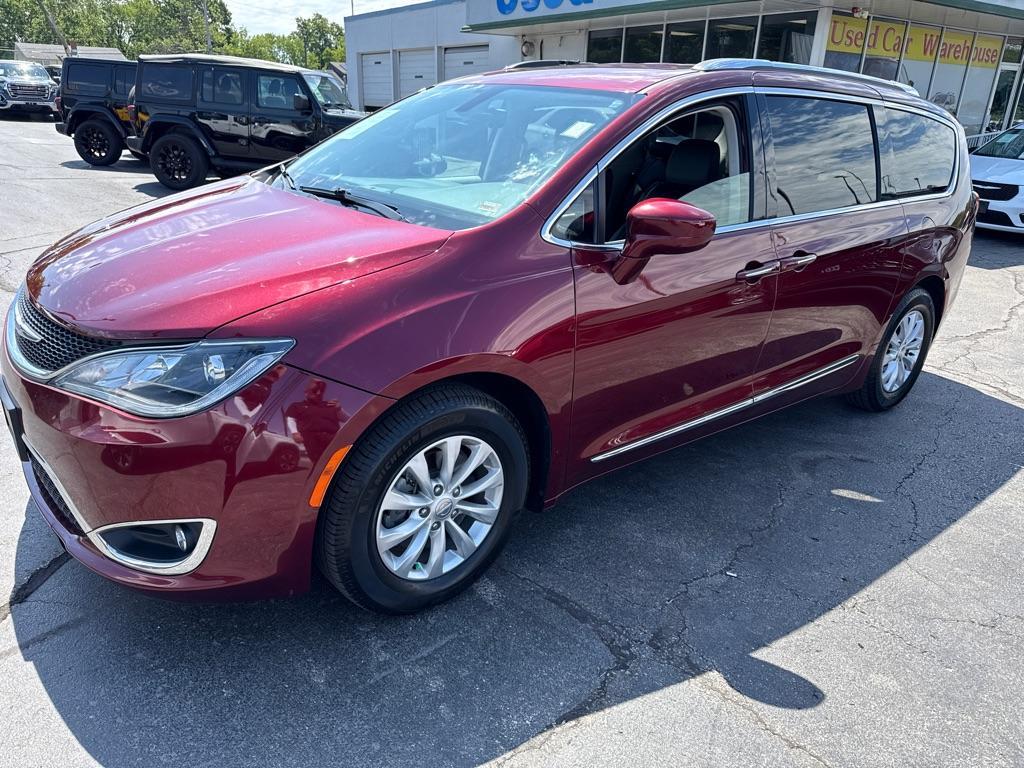 used 2018 Chrysler Pacifica car, priced at $8,990