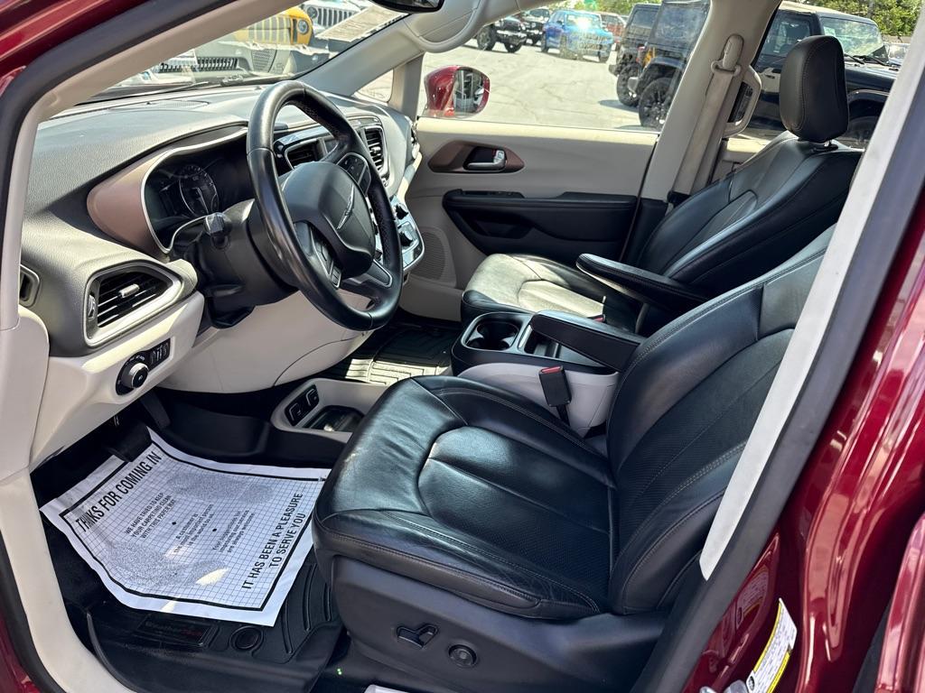 used 2018 Chrysler Pacifica car, priced at $8,990