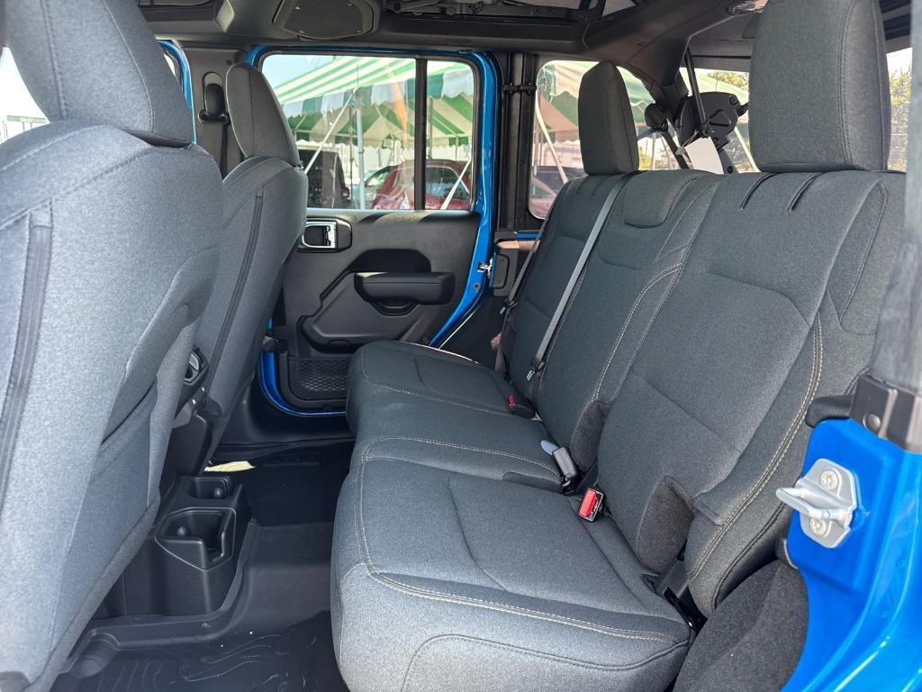 new 2025 Jeep Wrangler car, priced at $39,988