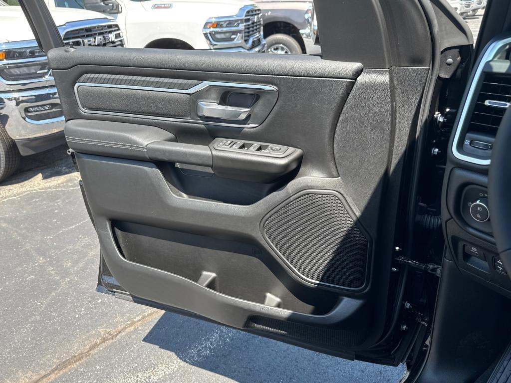 new 2025 Ram 1500 car, priced at $45,985