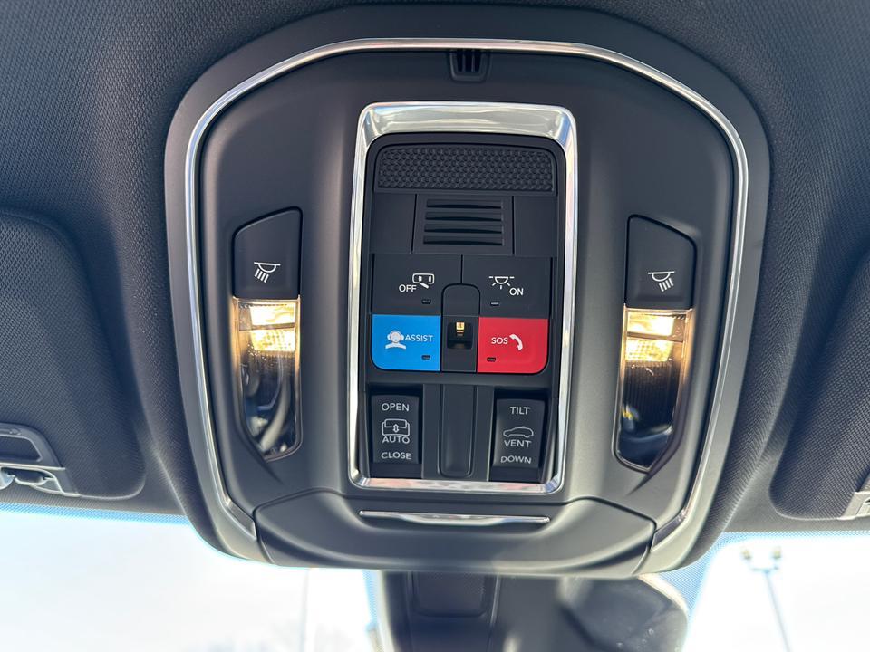 new 2025 Jeep Grand Cherokee car, priced at $41,580