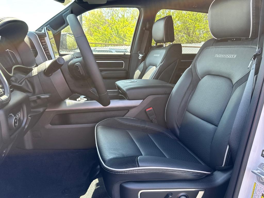new 2025 Ram 1500 car, priced at $73,305