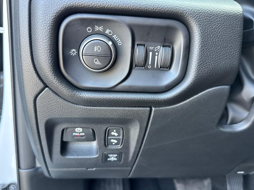 new 2025 Ram 1500 car, priced at $73,305