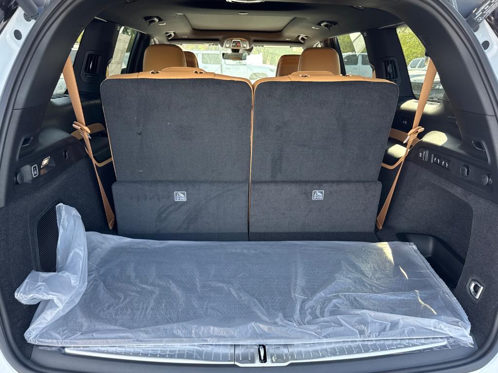 new 2025 Jeep Grand Cherokee L car, priced at $54,988