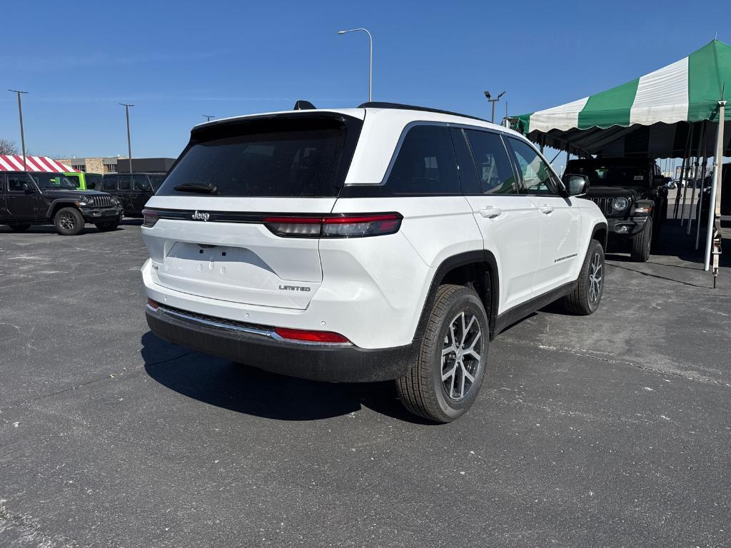 new 2025 Jeep Grand Cherokee car, priced at $37,988