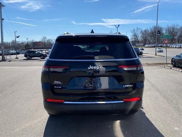 new 2024 Jeep Grand Cherokee L car, priced at $42,988