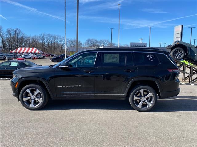 new 2024 Jeep Grand Cherokee L car, priced at $42,988