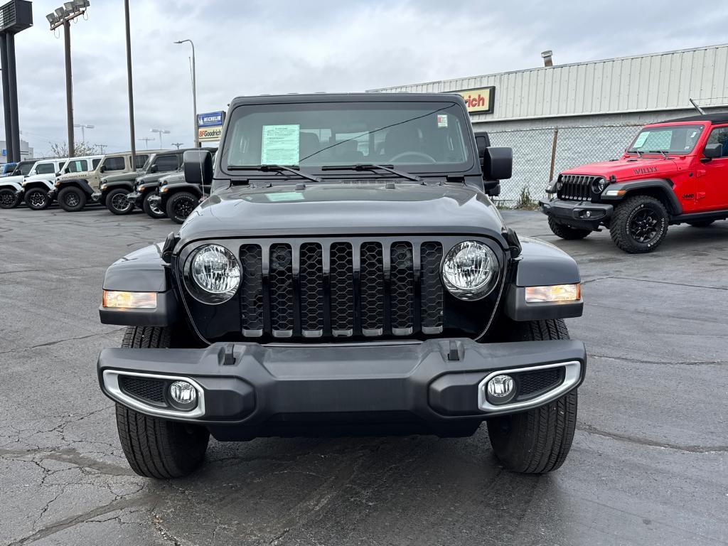 used 2023 Jeep Gladiator car, priced at $36,988