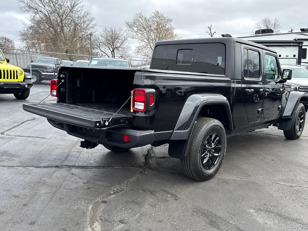 used 2023 Jeep Gladiator car, priced at $36,988