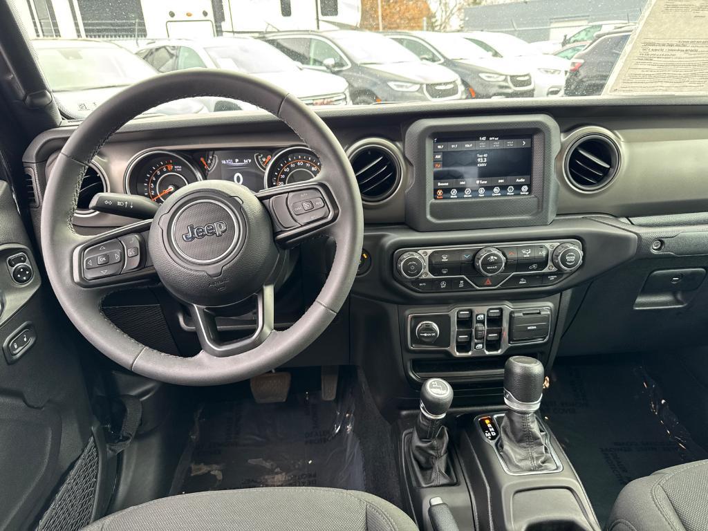 used 2023 Jeep Gladiator car, priced at $36,988