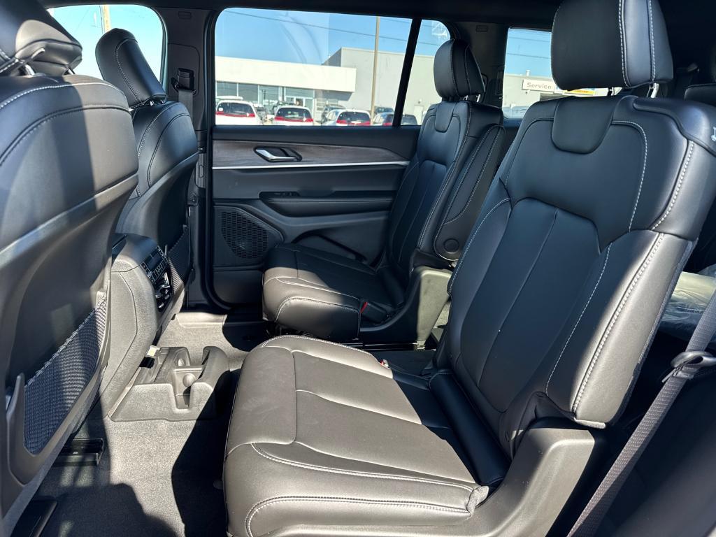 new 2025 Jeep Grand Cherokee L car, priced at $51,525