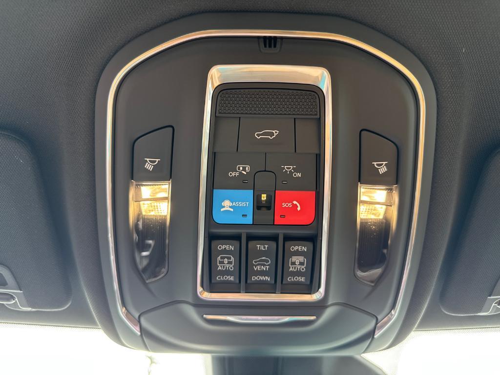 new 2025 Jeep Grand Cherokee L car, priced at $54,988