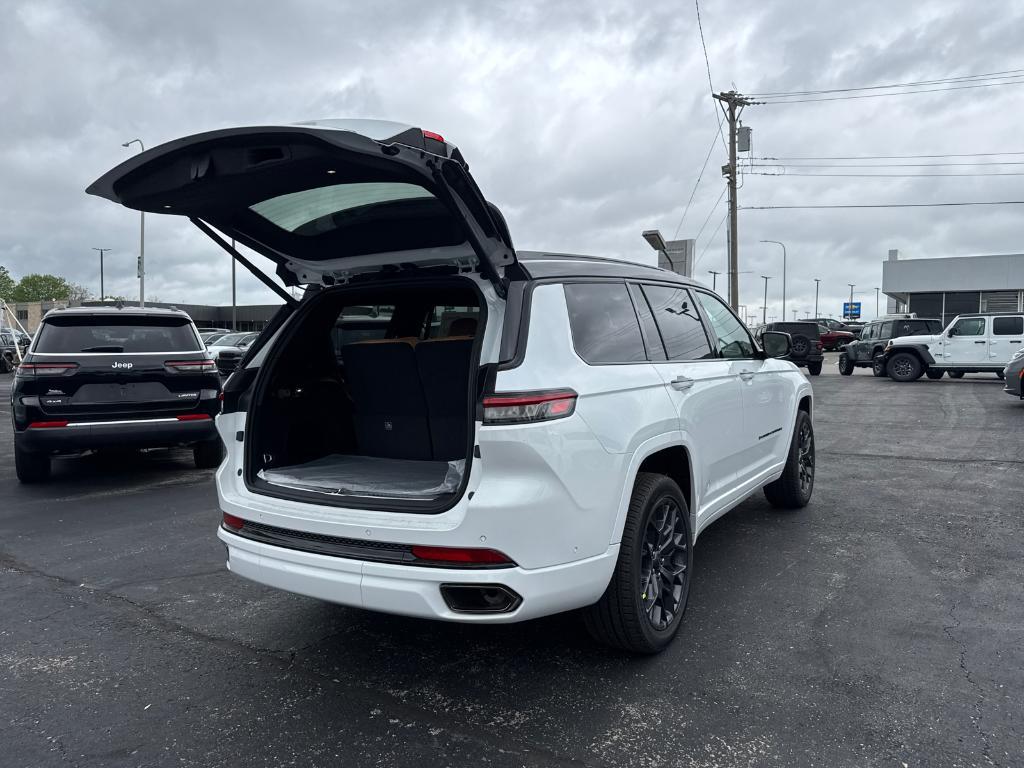 new 2025 Jeep Grand Cherokee L car, priced at $54,988