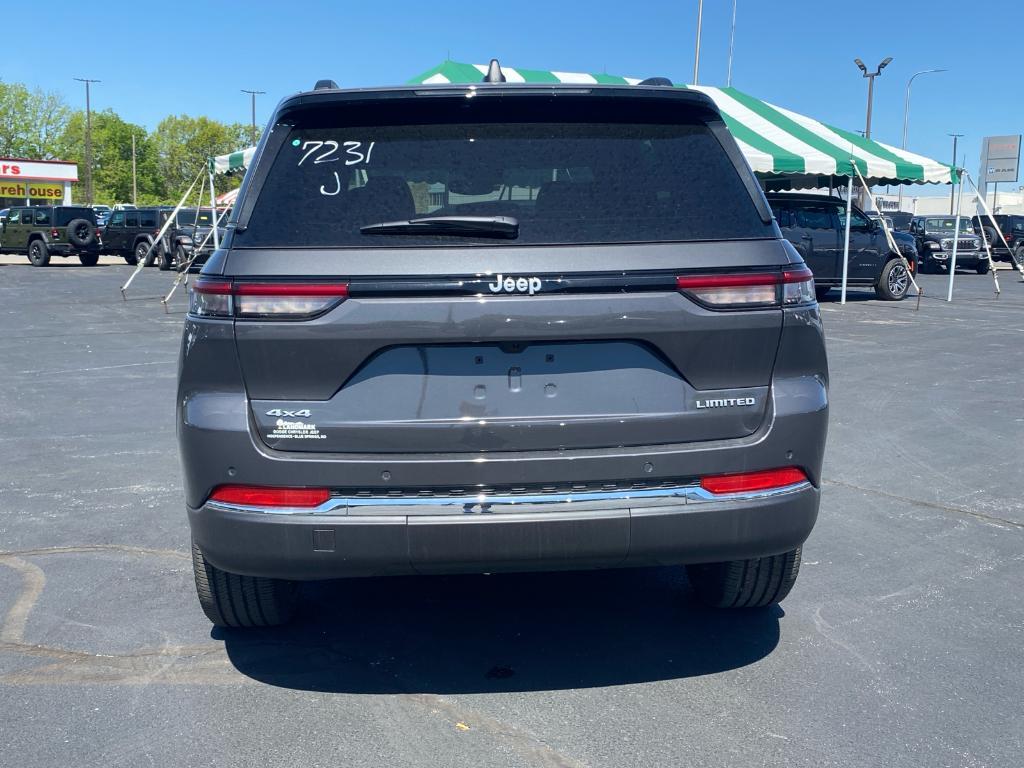 new 2024 Jeep Grand Cherokee car, priced at $52,920