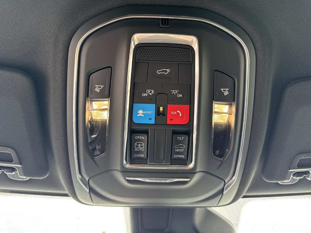 new 2025 Jeep Grand Cherokee L car, priced at $48,135