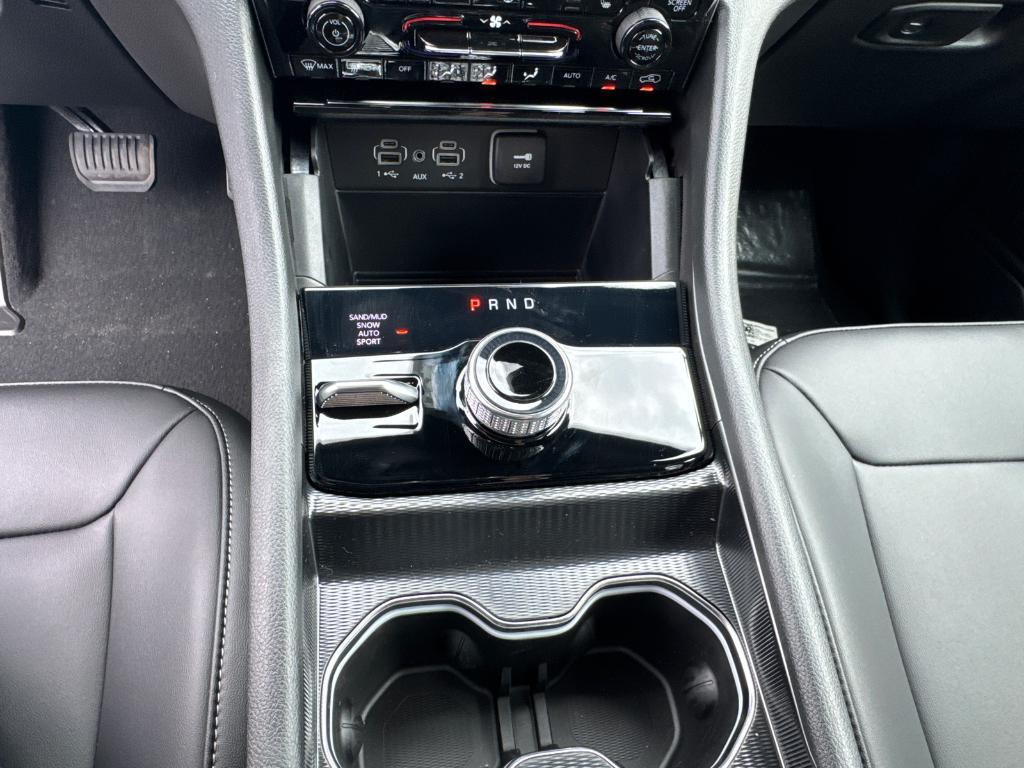 new 2025 Jeep Grand Cherokee car, priced at $47,495