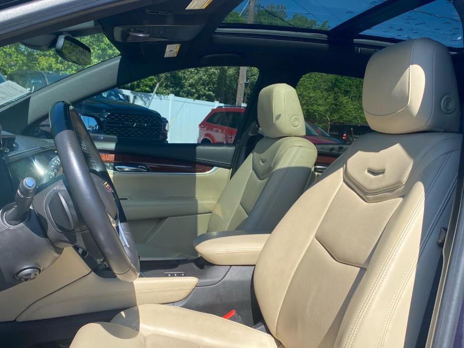 used 2017 Cadillac XT5 car, priced at $20,988
