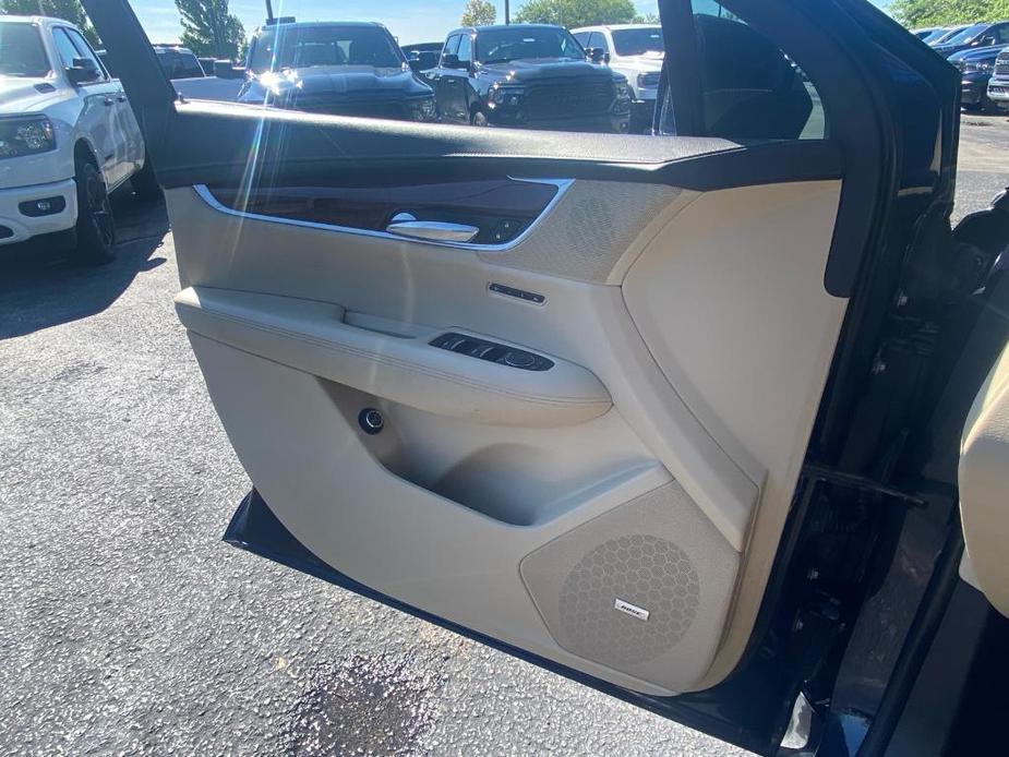 used 2017 Cadillac XT5 car, priced at $20,988