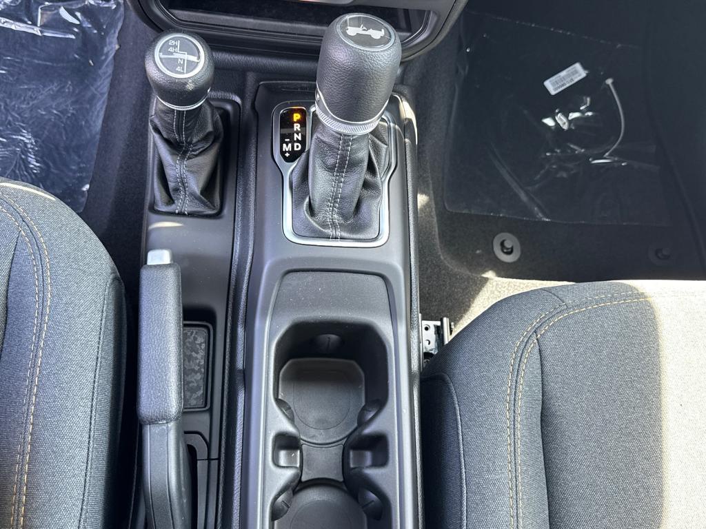 new 2025 Jeep Wrangler car, priced at $32,988