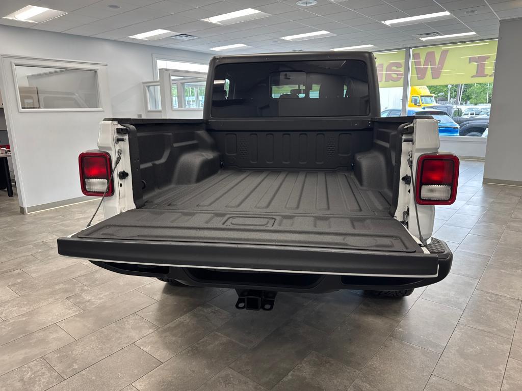 used 2020 Jeep Gladiator car, priced at $27,988