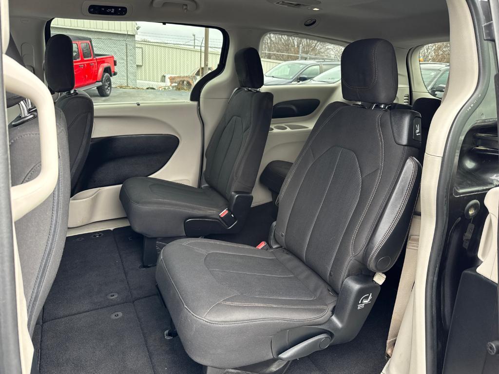 used 2018 Chrysler Pacifica car, priced at $14,988