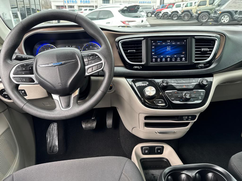 used 2018 Chrysler Pacifica car, priced at $14,988