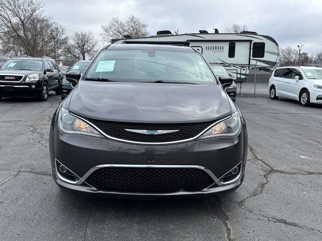 used 2018 Chrysler Pacifica car, priced at $14,988