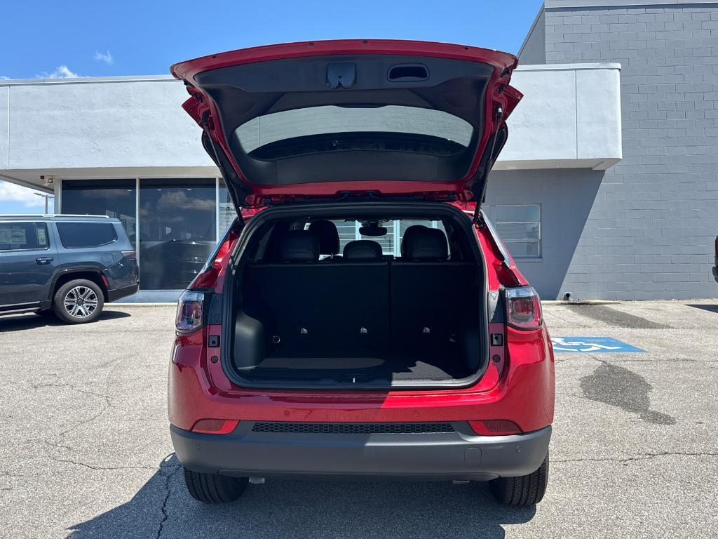 new 2025 Jeep Compass car, priced at $28,988