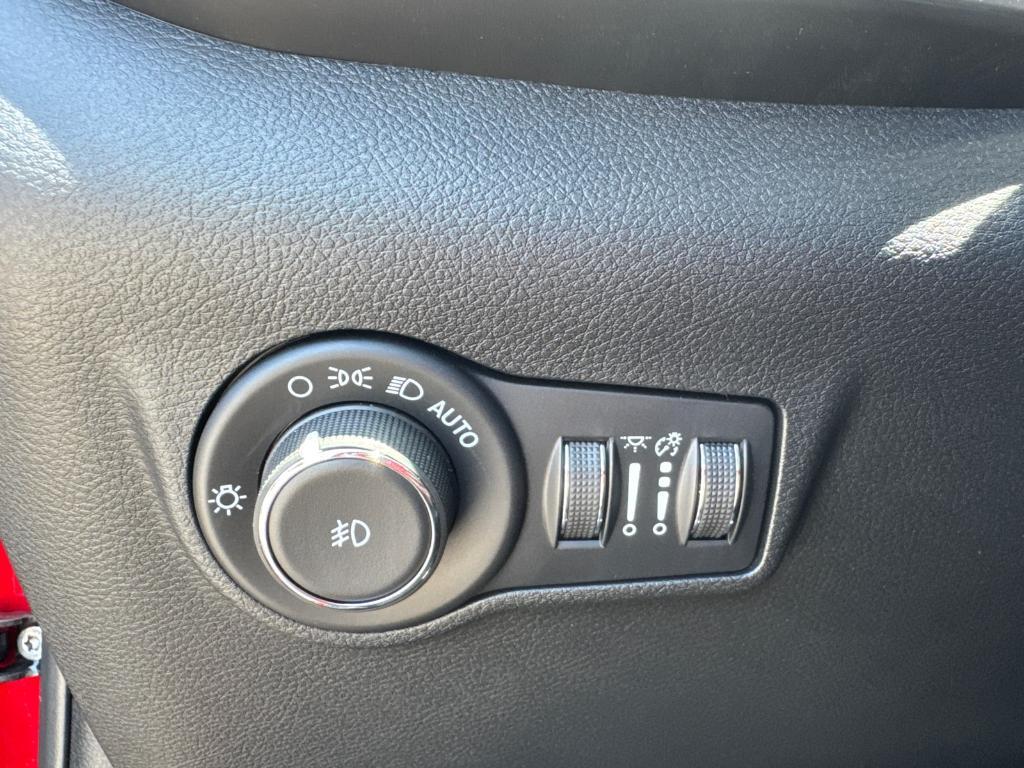 new 2025 Jeep Compass car, priced at $28,988