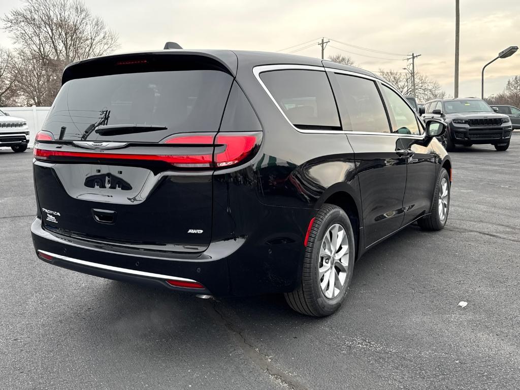 new 2025 Chrysler Pacifica car, priced at $48,420