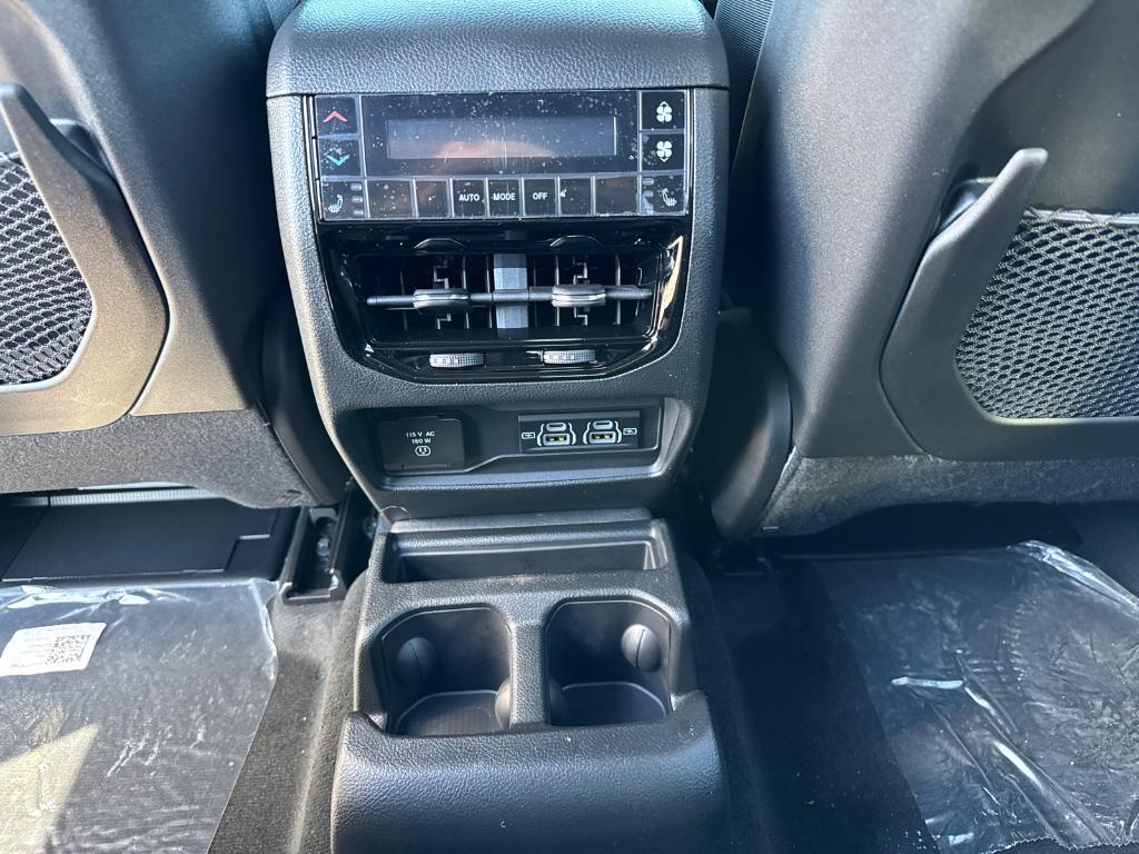 new 2025 Jeep Grand Cherokee L car, priced at $52,020