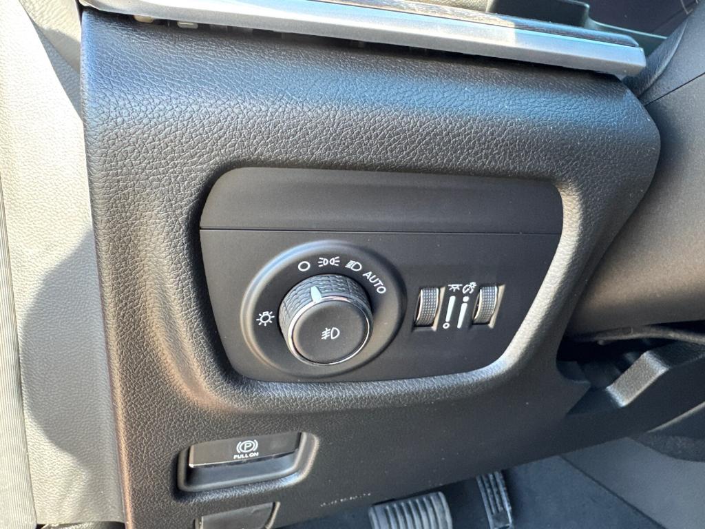 new 2025 Jeep Grand Cherokee L car, priced at $42,988