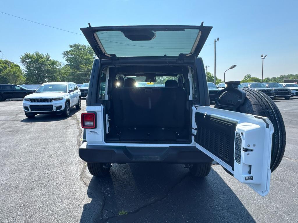 new 2025 Jeep Wrangler car, priced at $37,988