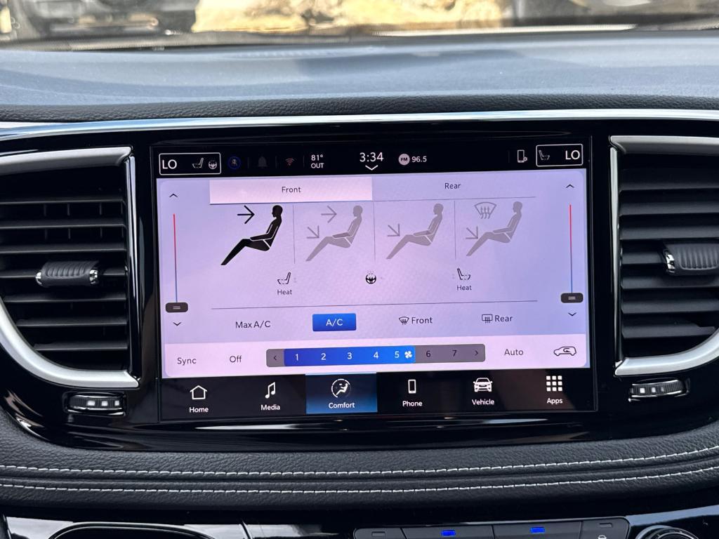 new 2026 Chrysler Pacifica car, priced at $38,988