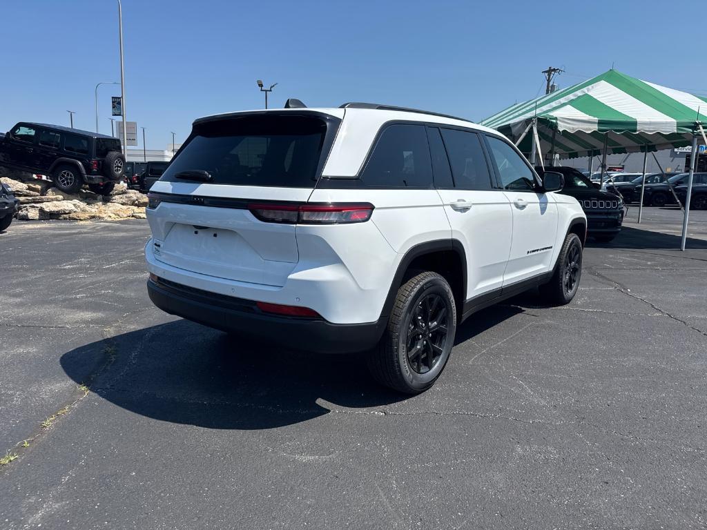 new 2025 Jeep Grand Cherokee car, priced at $36,988