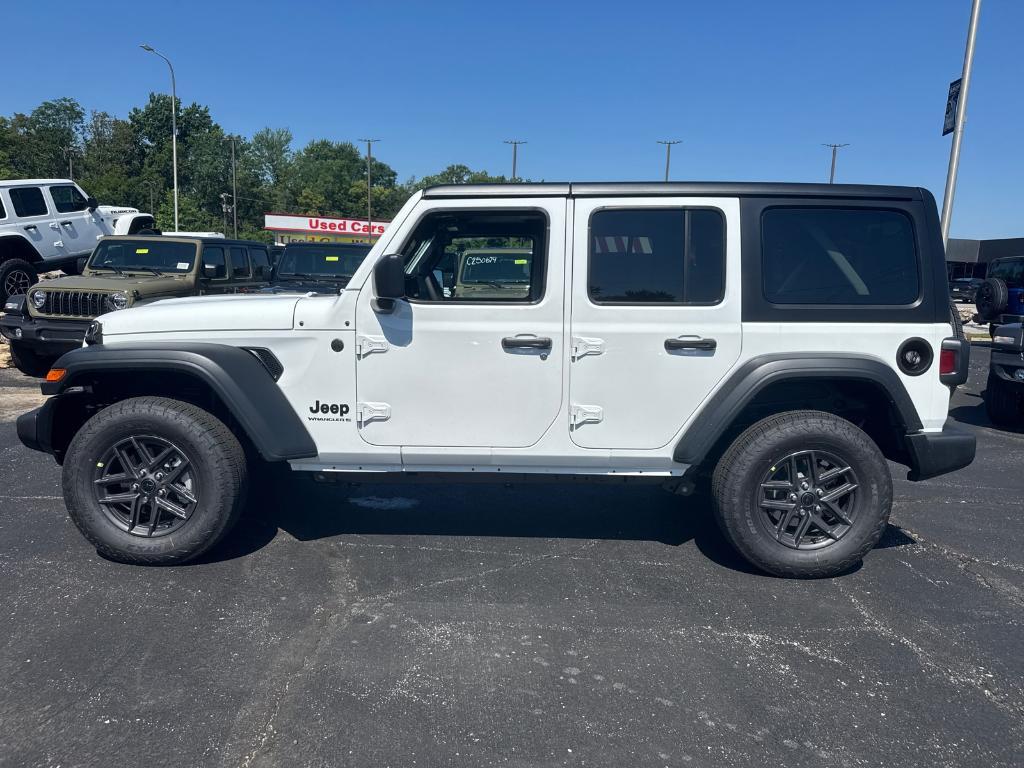 new 2025 Jeep Wrangler car, priced at $40,988