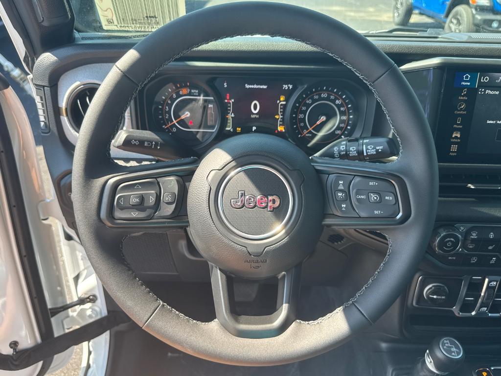 new 2025 Jeep Wrangler car, priced at $40,988