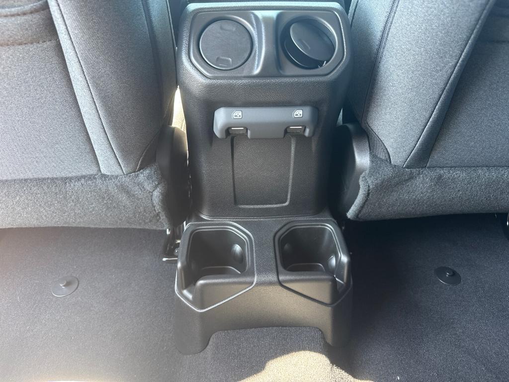 new 2025 Jeep Wrangler car, priced at $40,988