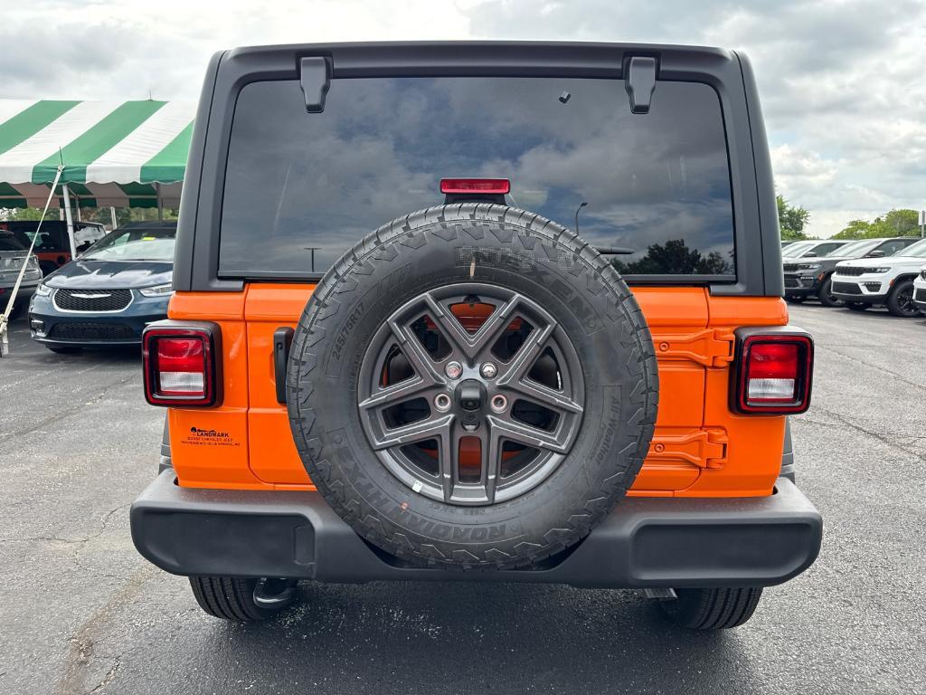 new 2025 Jeep Wrangler car, priced at $42,988