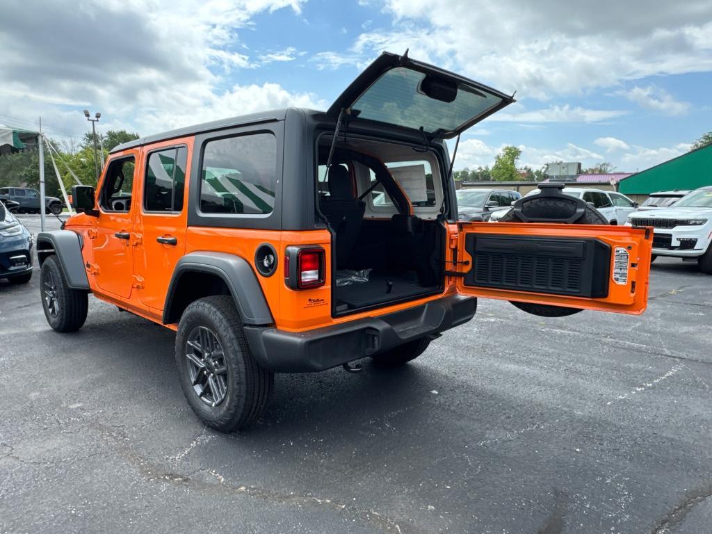 new 2025 Jeep Wrangler car, priced at $42,988