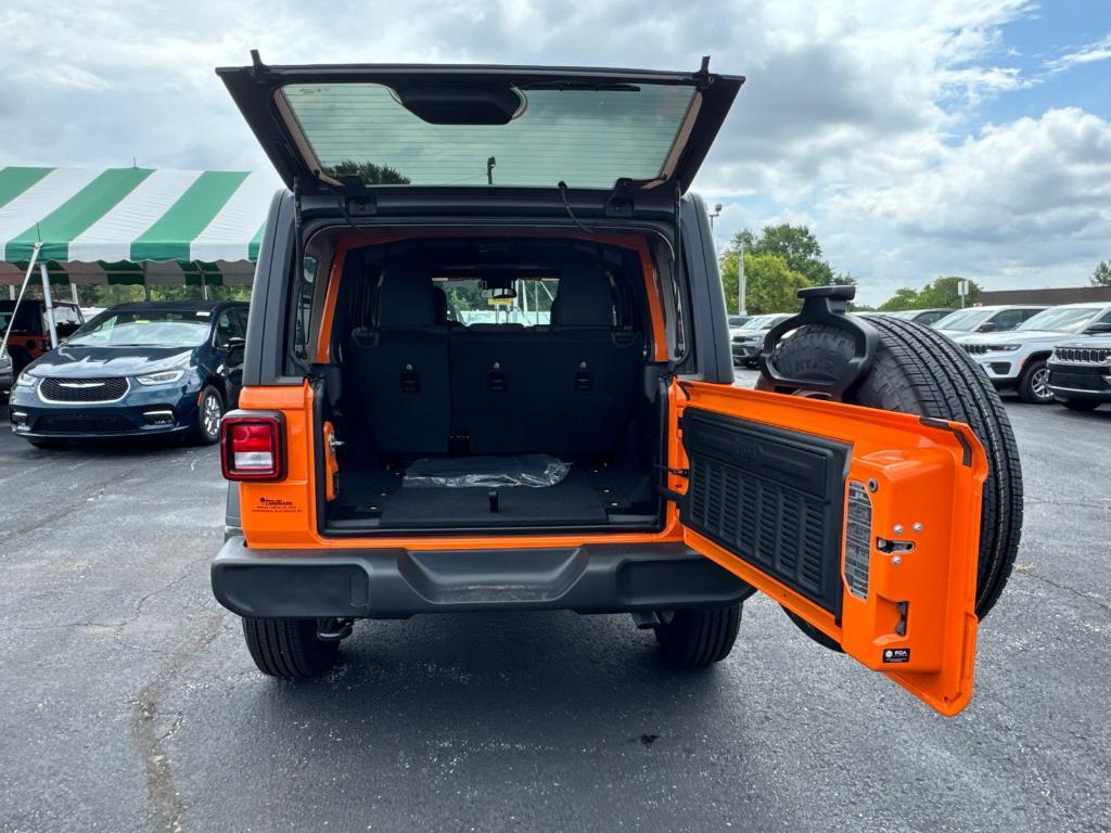new 2025 Jeep Wrangler car, priced at $42,988