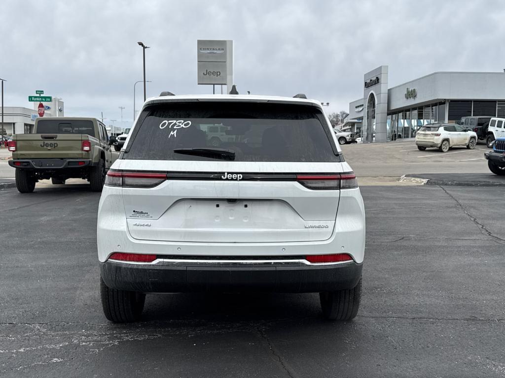 new 2025 Jeep Grand Cherokee car, priced at $40,830