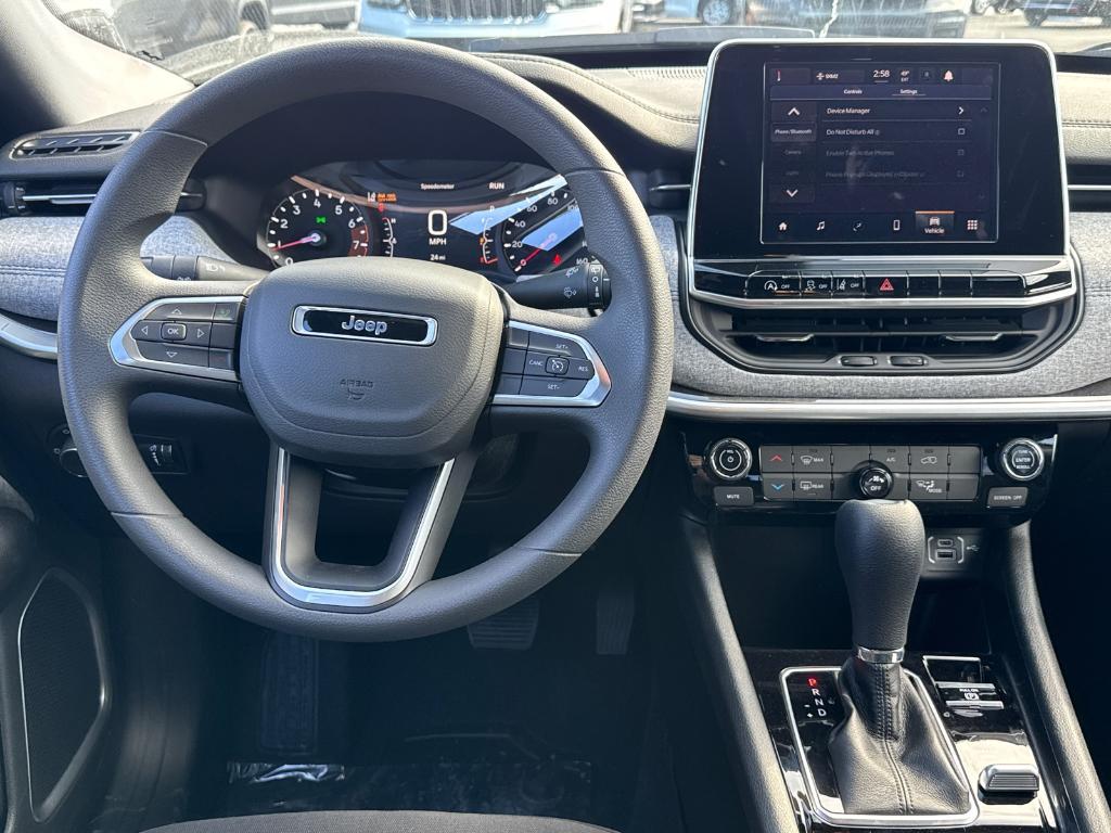 new 2025 Jeep Compass car, priced at $27,495