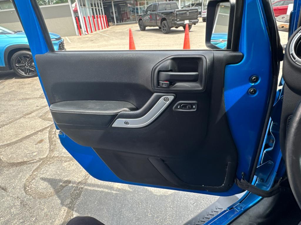 used 2014 Jeep Wrangler Unlimited car, priced at $13,988