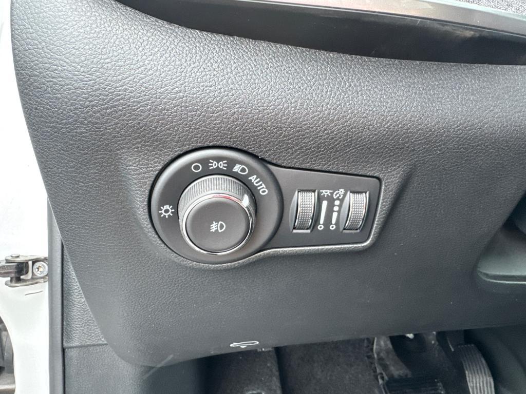 new 2025 Jeep Compass car, priced at $23,988