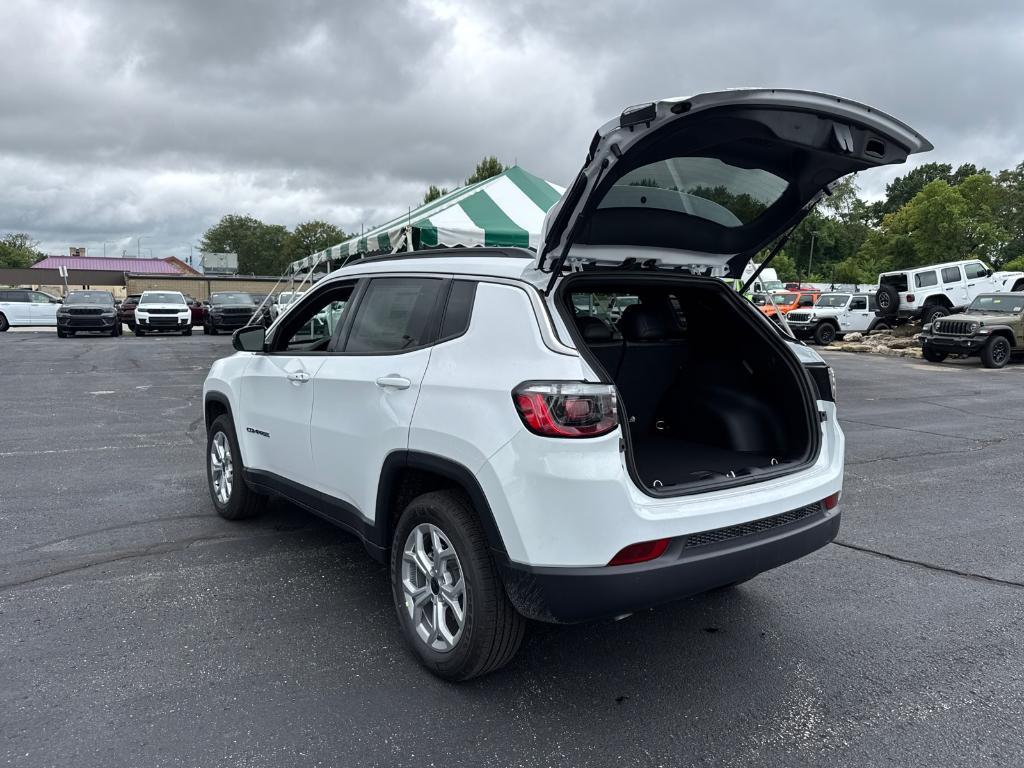 new 2025 Jeep Compass car, priced at $23,988